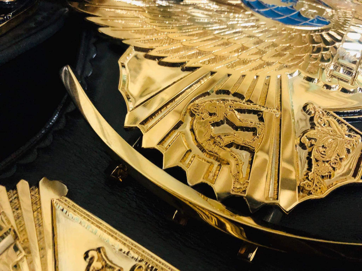 Winged eagle textured belt (Premium 24 karate gold) - Moc Belts