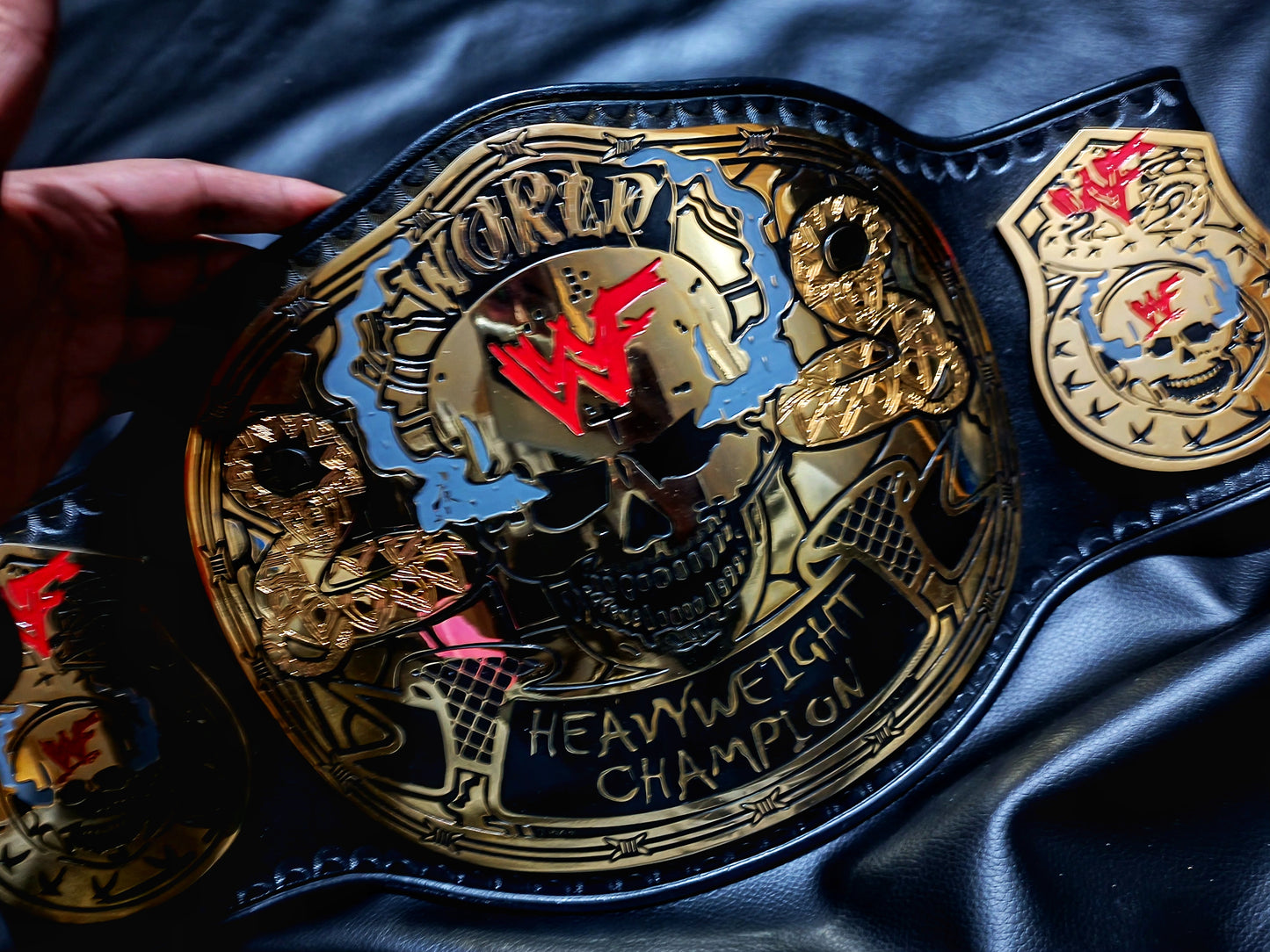 Smoking Skull Championship Belt (24k gold) - Moc Belts