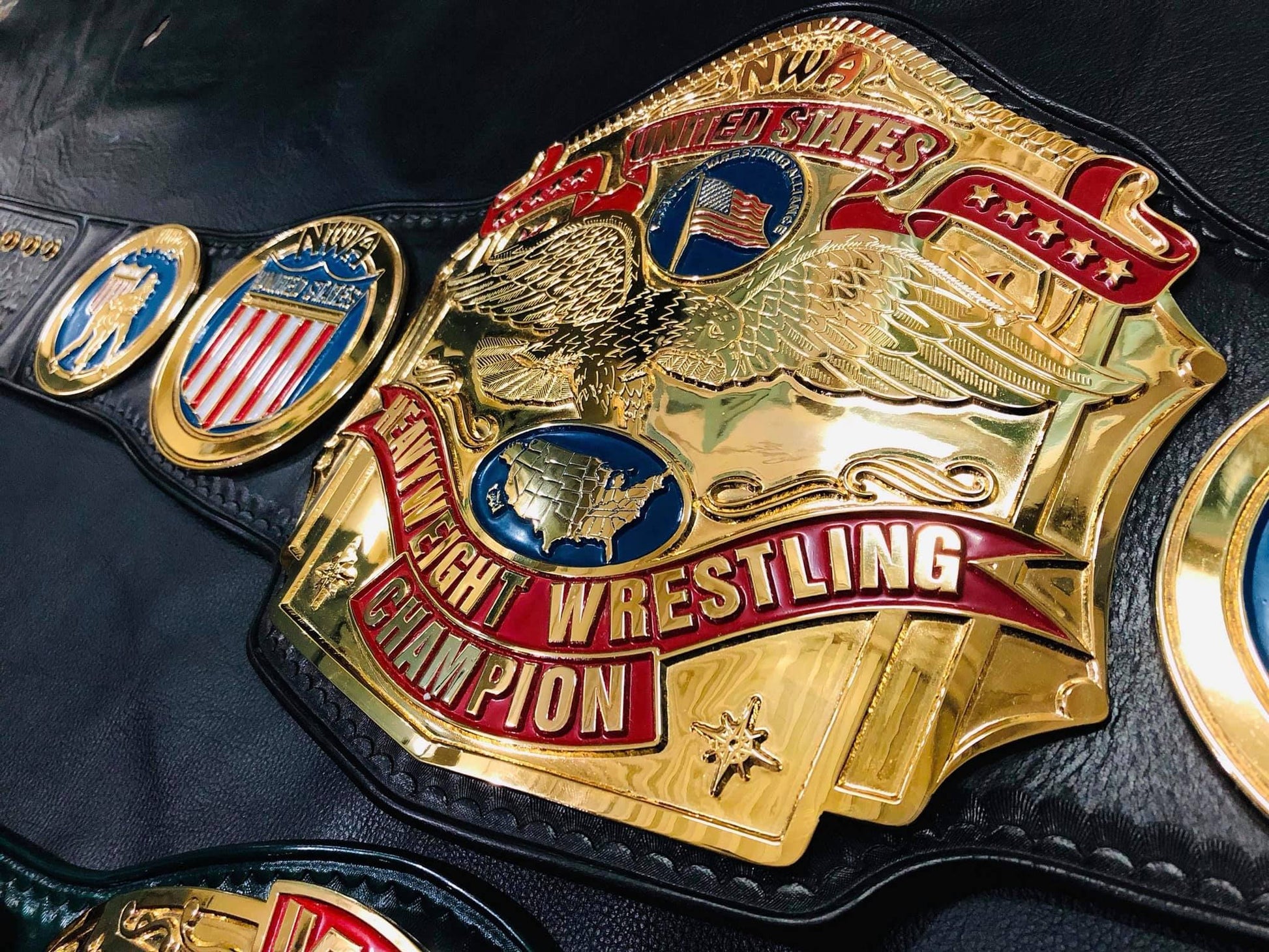 NWA us title (24k swiss gold) - Moc Belts 