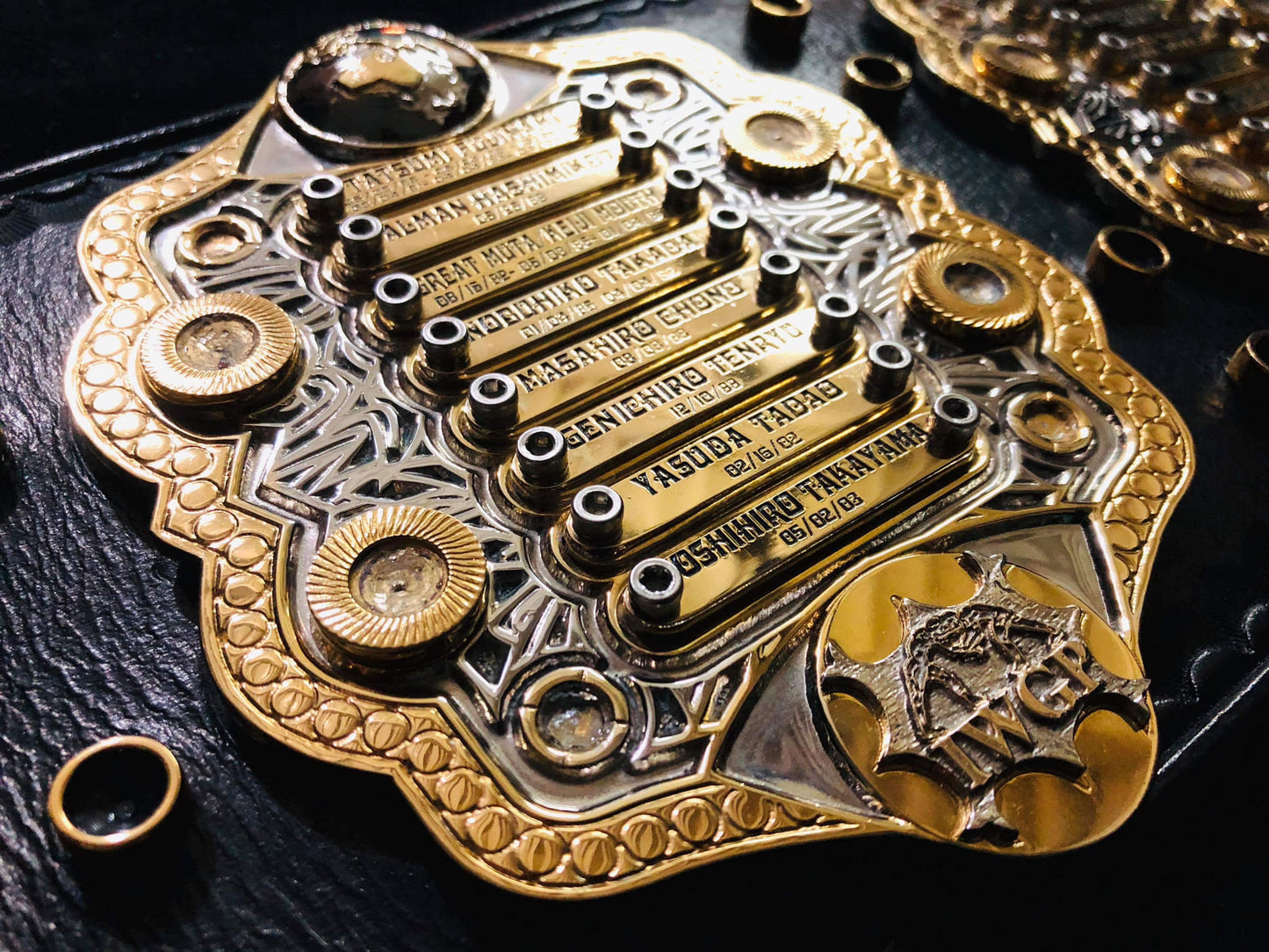 IWGP wrestling title (24k karate swiss gold) premium - Moc Belts 