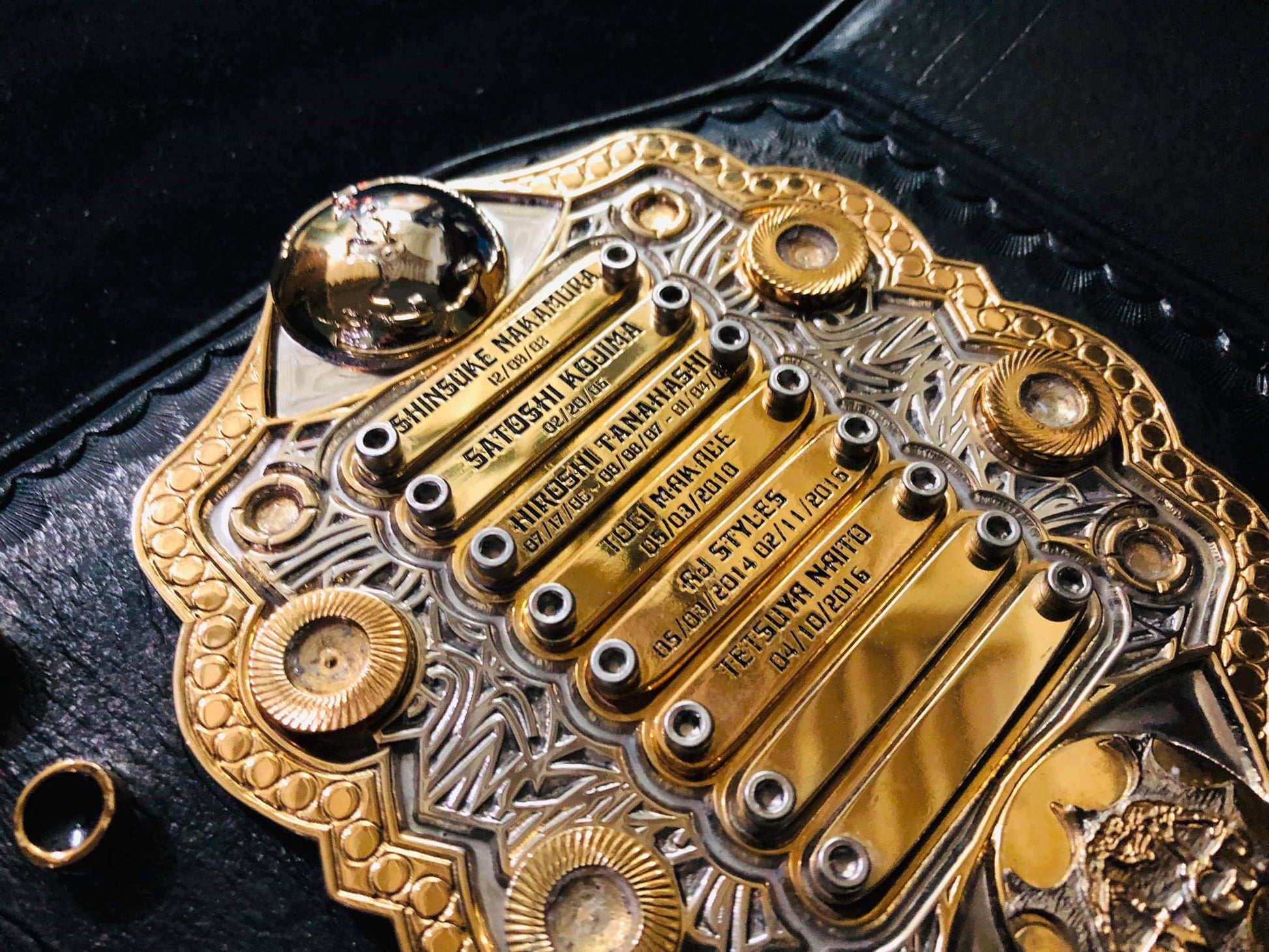 IWGP wrestling title (24k karate swiss gold) premium - Moc Belts 